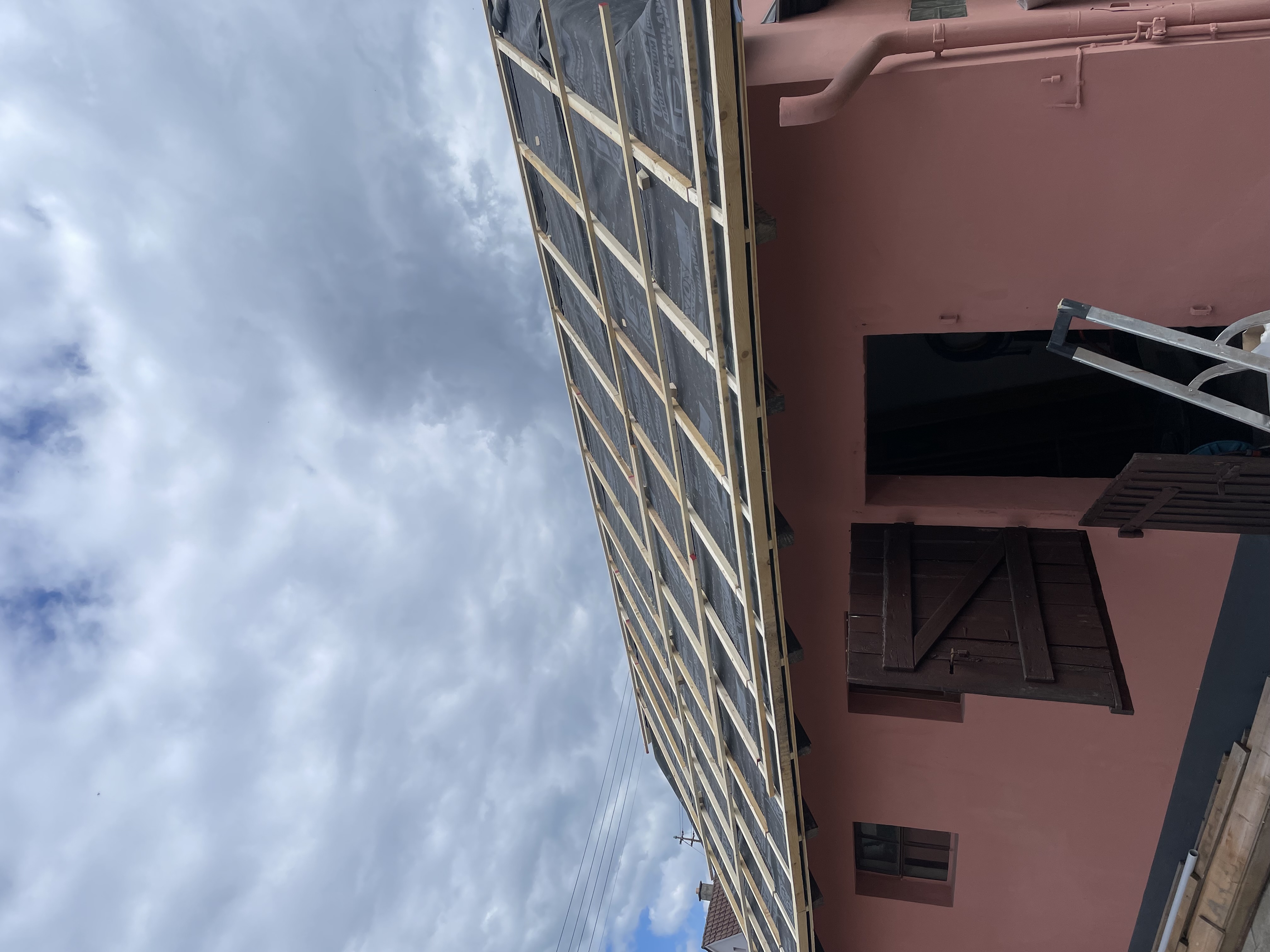 Professionelle Unterkonstruktion bei einer Dachsanierung